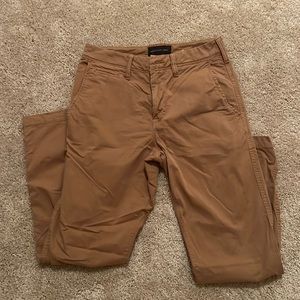Men’s American Eagle Khaki Pants Size 26 x 28